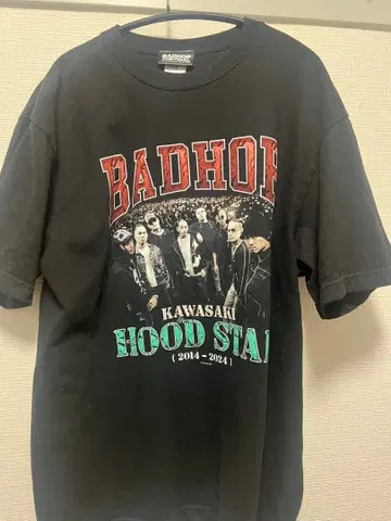 BAD HOP 티셔츠와 토트백 세트