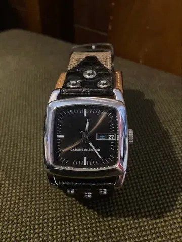 카바네 드 주카 가방 드 주카 시계 모드 레어