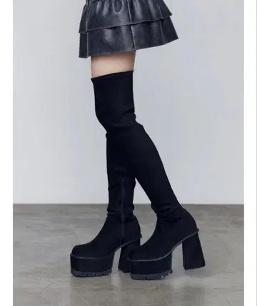 EMODA 스퀘어 핏 롱 부츠 S 블랙