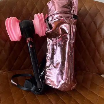 BLACKPINK 응원봉 필수 아이템 하트형