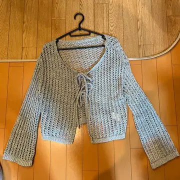 라이트 블루 뜨개질 가디건