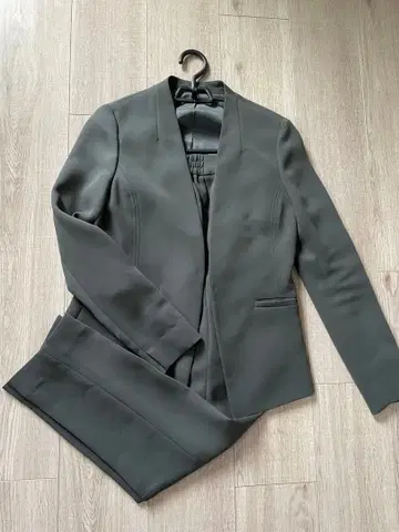 그린 라벨 릴랙싱 자켓 팬츠 셋업 S 사이즈