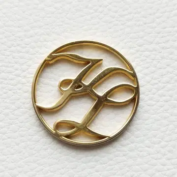 칼 라거펠트 빈티지 목걸이 서클 로고 KL 모노그램