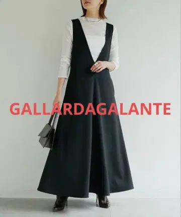 GALLARDAGALANTE 플레어 오버롤 스커트 블랙
