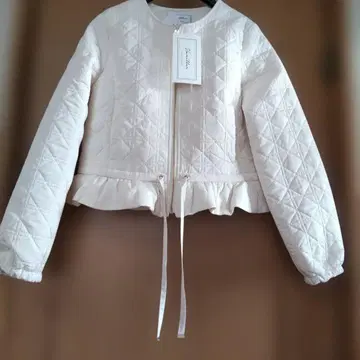 새상품! 퀼팅 노카라 패딩 자켓 (숏 기장)