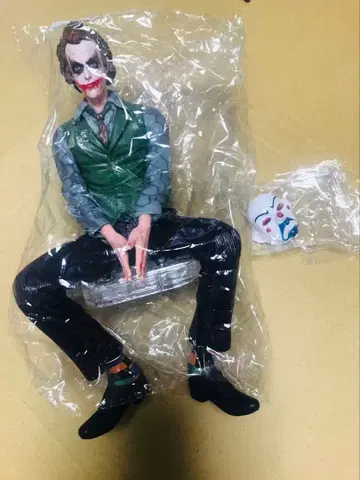 영화 캐릭터 피규어 본체+부품 포함 (상세 불명 중고)