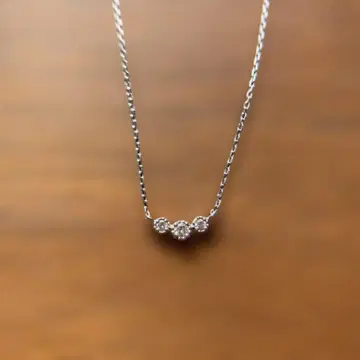 화이트 골드 다이아 목걸이