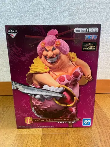 원피스 빅 맘 피규어