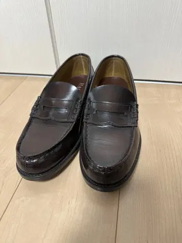 하루타 다크 브라운 가죽 로퍼