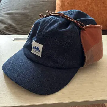 patagonia 귀도리 달린 캡 네이비