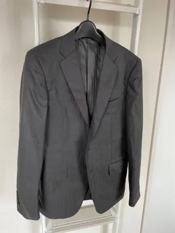 그레이 스트라이프 테일러드 자켓