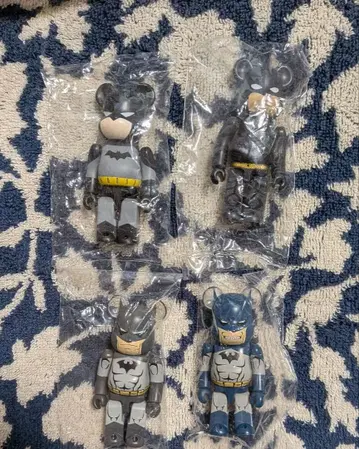 [ 배트맨 4종 세트 ] 베어브릭 내부 가방 미개봉품