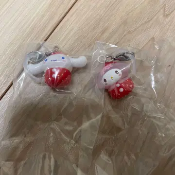 산리오 캐릭터즈 딸기 메지루시 액세서리 마이멜로디 시나몬