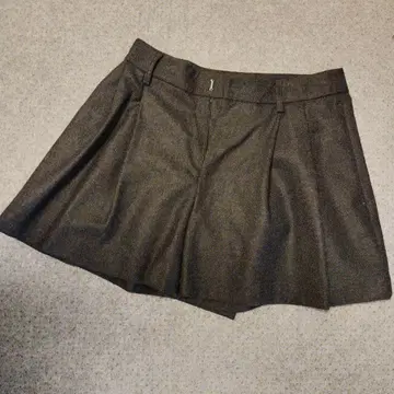 다크 그레이 숏팬츠