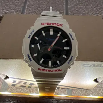 G-SHOCK 디지털 워치 화이트