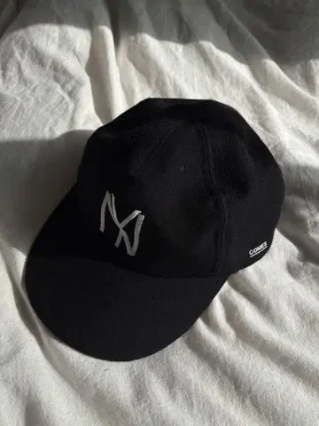 COMESANDGOES 캡 블랙