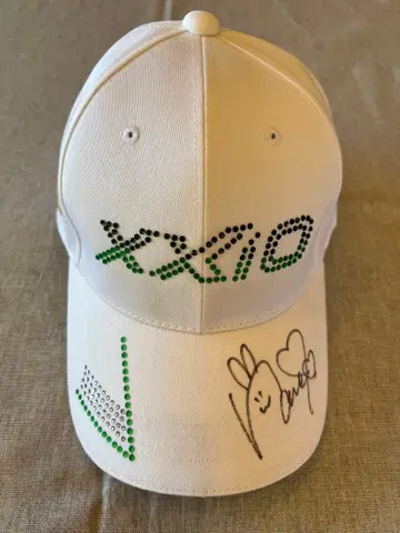 스가누마 나나 프로 친필 사인 여성 캡