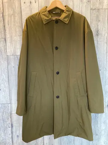 올리브 스텐카라 코트