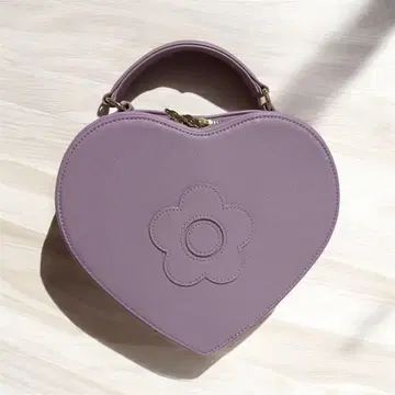 라벤더색 하트백