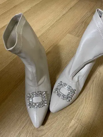 KOBE LETTUCE 비쥬 부츠