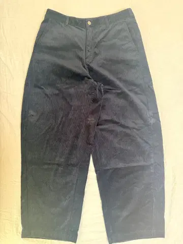 UNIQLO 코듀로이 커브 팬츠