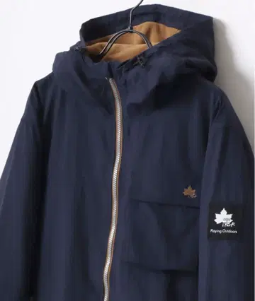 네이비 후드 부착 마운틴 후드티