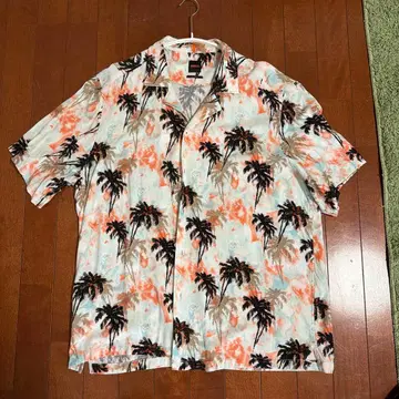 BOSS 야자수 패턴 반팔 셔츠 L
