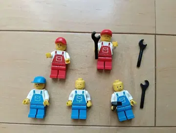 레고 미니 피규어 4개와 렌치 2개 세트 90년대 레고 미니 피규어 은퇴
