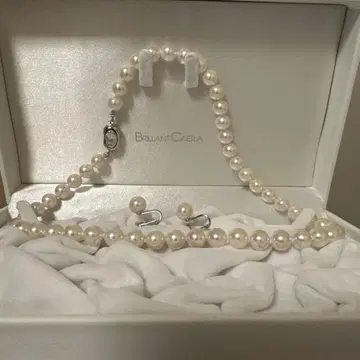 Brilliant Caelia 화이트 펄 목걸이 귀찌 세트