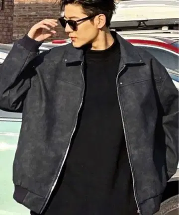 빅 실루엣 앤티크 디자인 PU 소재 블루종