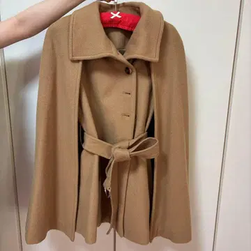 Lily Brown 베이지 케이프 코트 프리 사이즈