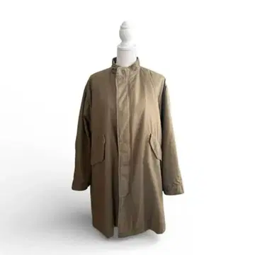 컨디션 최상 나노 유니버스 THINDOWN 모즈 코트