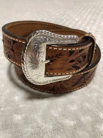 토니 라마 가죽 벨트