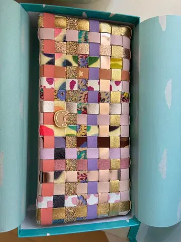 미사용 새상품 츠모리치사토 믹스 메쉬 장지갑