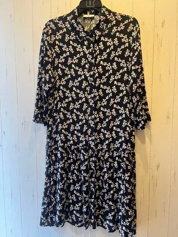 [컨디션 최상] MAX&Co. 꽃무늬 7부 소매 원피스