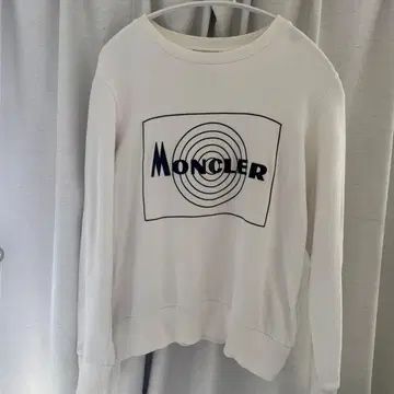 어른도 OK 14A 몽클레르 화이트 트레이닝복