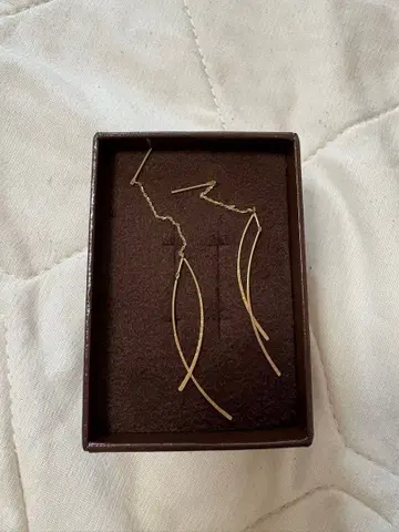 롱 후프 귀걸이와 오팔 참 세트