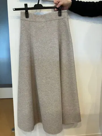 유나이티드 애로우즈 스커트