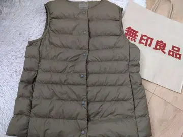 미사용 무인양품 경량 다운 포켓터블 노카라 베스트