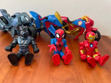 스파이더맨 아이언맨 블랙팬서 피규어 세트