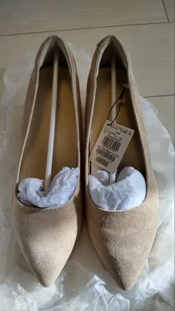 Reflect 베이지 스틸레토 중독 펌프스 24cm