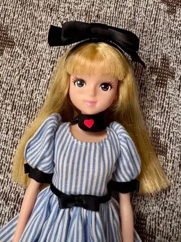 도쿄 디즈니 리조트 패션 인형 앨리스