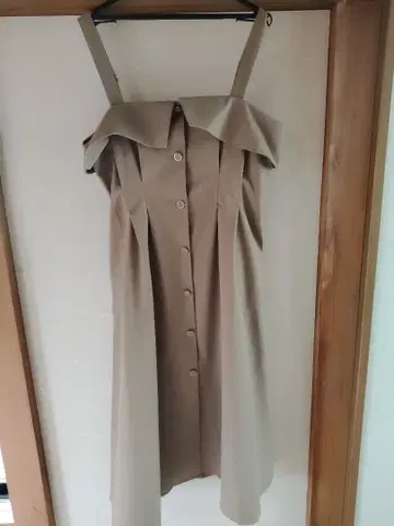 CLETTE 오리지널 프론트 버튼 플랩 원피스