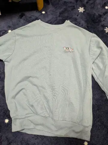 ANGEL BLUE 그래픽 맨투맨