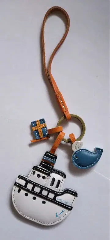 genten x LISA LARSON 와쿠와쿠 참 소가죽 보트