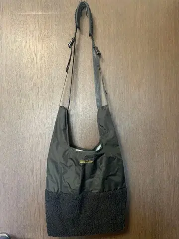 [새상품급] KiU 키우 2WAY 보아 숄더백 블랙