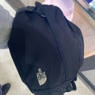 THE NORTH FACE 바디백 블랙