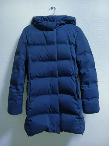 [ UNIQLO ] 심리스 다운 네이비 여성용 M