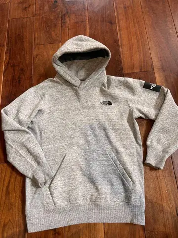 THE NORTH FACE 그레이 후드티 사이즈 S 정가 13,000엔