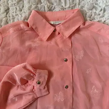 [ vintage ] 핑크 나비 자수 벌룬 슬리브 셔츠